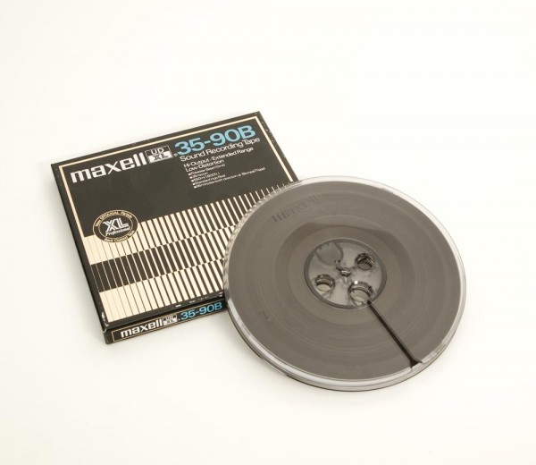 Maxell UDXL 35-90 B 18er DIN plastic with tape and OVP