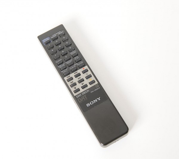 Sony RM-D690 remote control