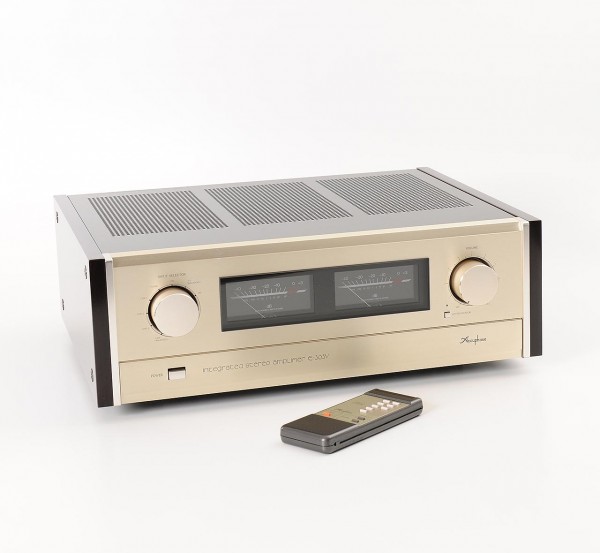 Accuphase E-305 V