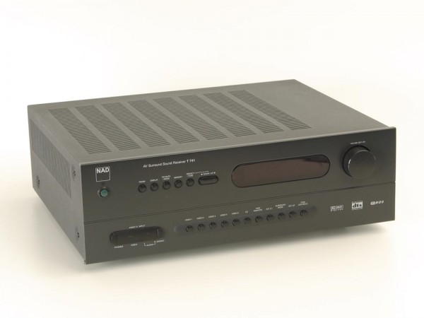 NAD T-741 Receiver