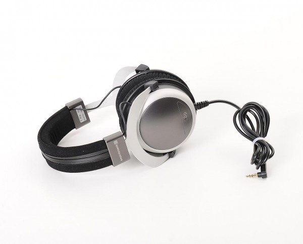 Beyerdynamic T70p headphones