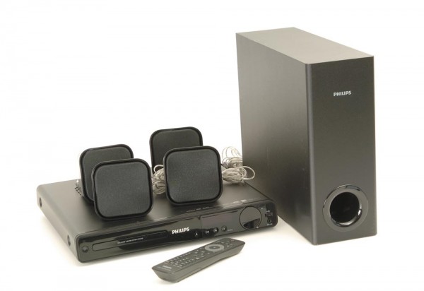 Philips HTS 3270 DVD Complete System