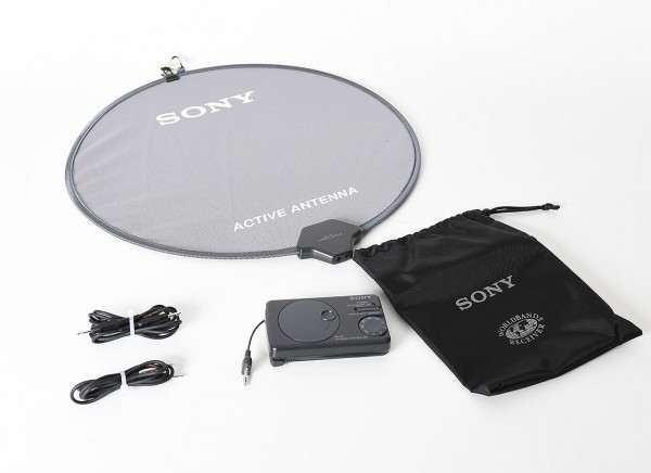 Sony AN-LP1 active antenna with controller