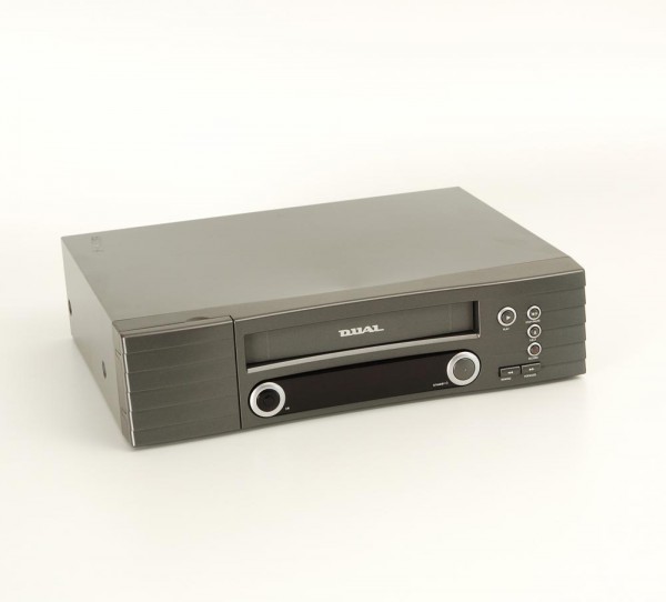 Dual HV-3820 VCR
