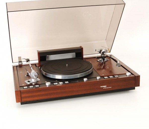 Thorens TD-226 with SME 3012-r and Audio-Technica AT1120