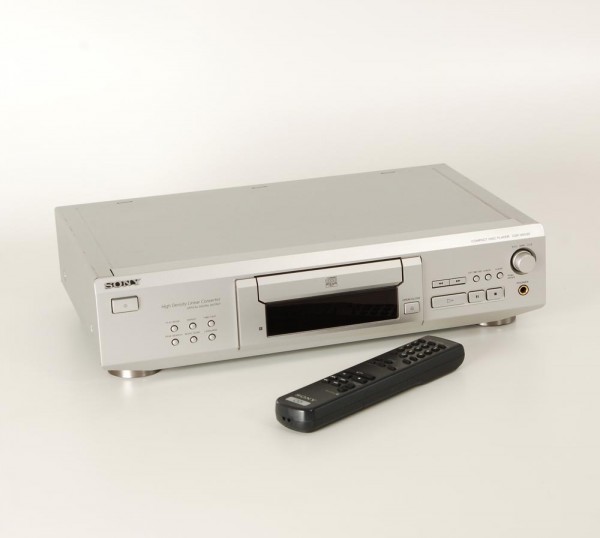 Sony CDP-XE 530