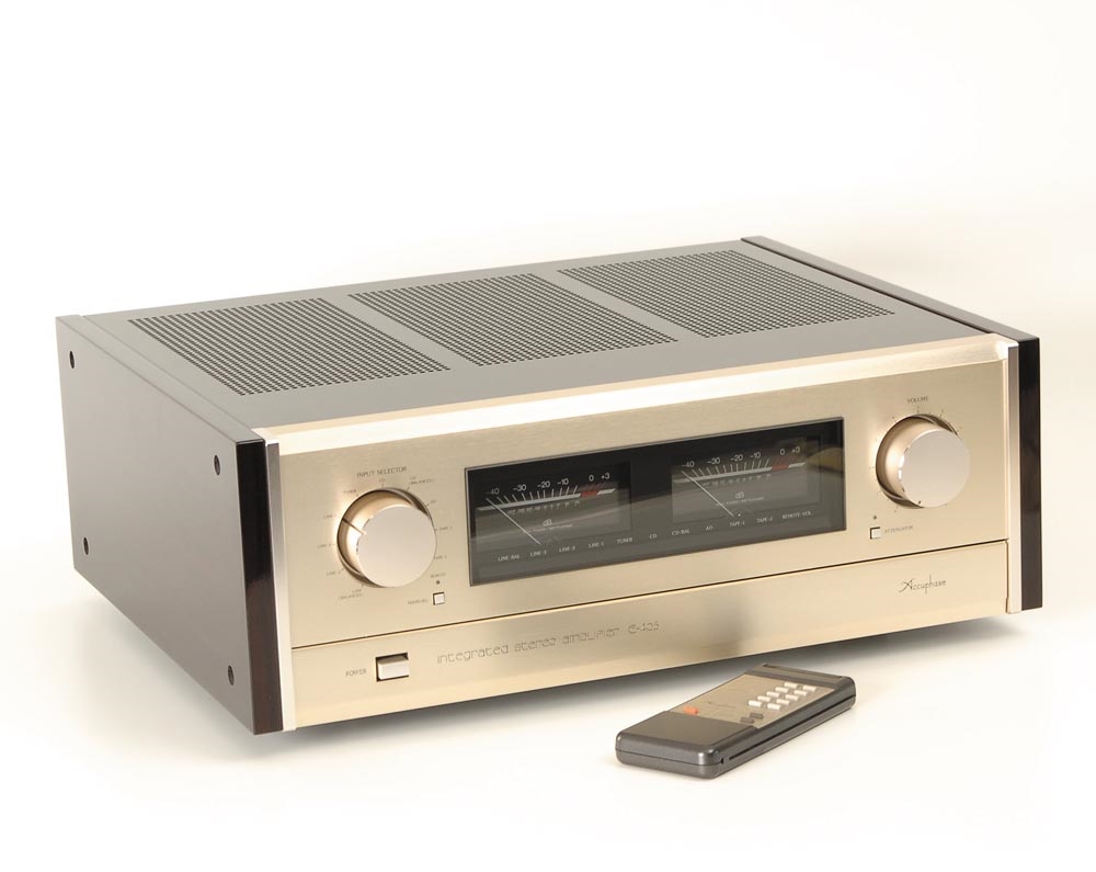 Accuphase E-405 | Integrated Amplifiers | Amplifiers | Audio