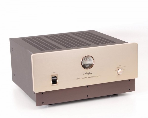 Accuphase PS-1200 Stromaufbereiter