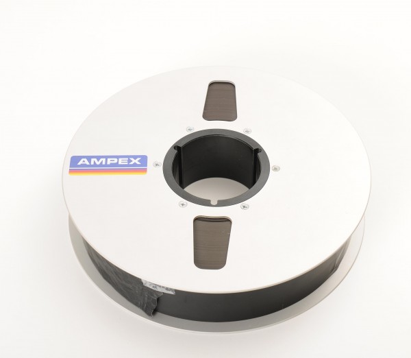 Ampex tape 27 cm metal 2 inch NAB