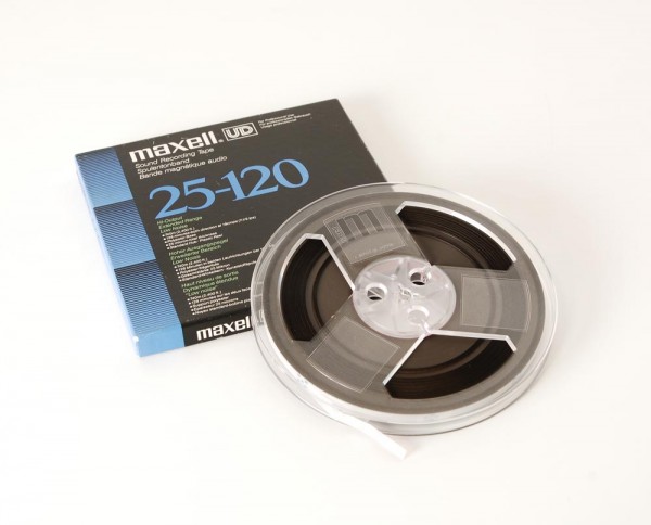 Maxell UDXL 25-120 (N) 18er DIN plastic with tape and OVP