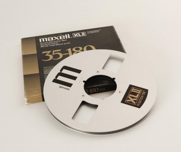 Maxell XLII 27mm empty reel NAB metal silver