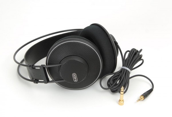 AKG K-400 Headphones