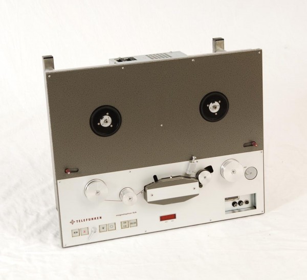 Telefunken M 15A tape recorder