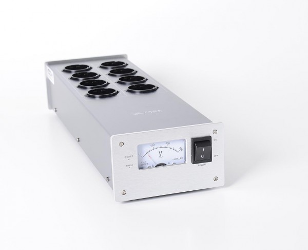 Taga PF-1000 v.2 8-way power distributor with mains filter