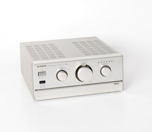 Onkyo A-911 integrated amplifier