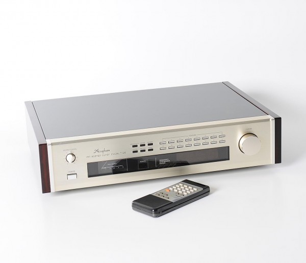 Accuphase T108