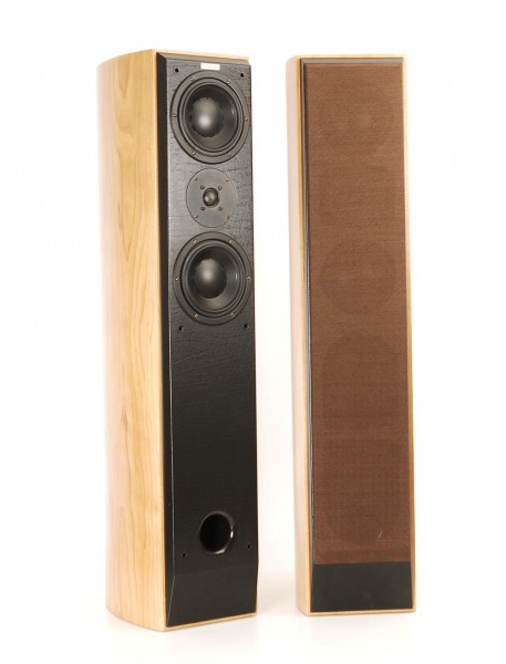 ES-Audio floorstanding speakers
