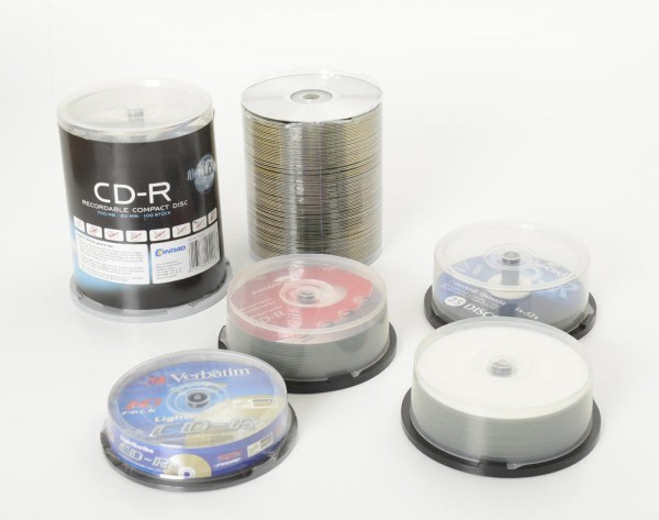 Konvolut Nr. 46: Über 200 Leer-CDs CD-Rs diverse NEU!