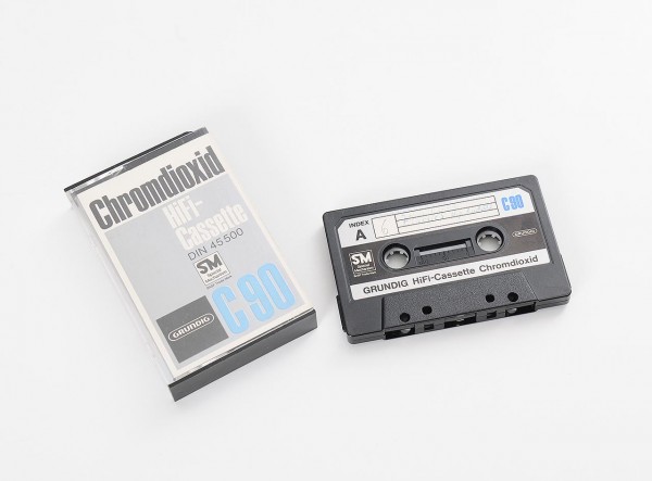 Grundig C 90 compact cassette