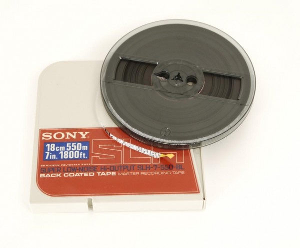 Sony SLH-7-550-BL 18er reel DIN plastic with tape + box