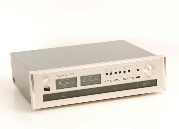 Accuphase T-106